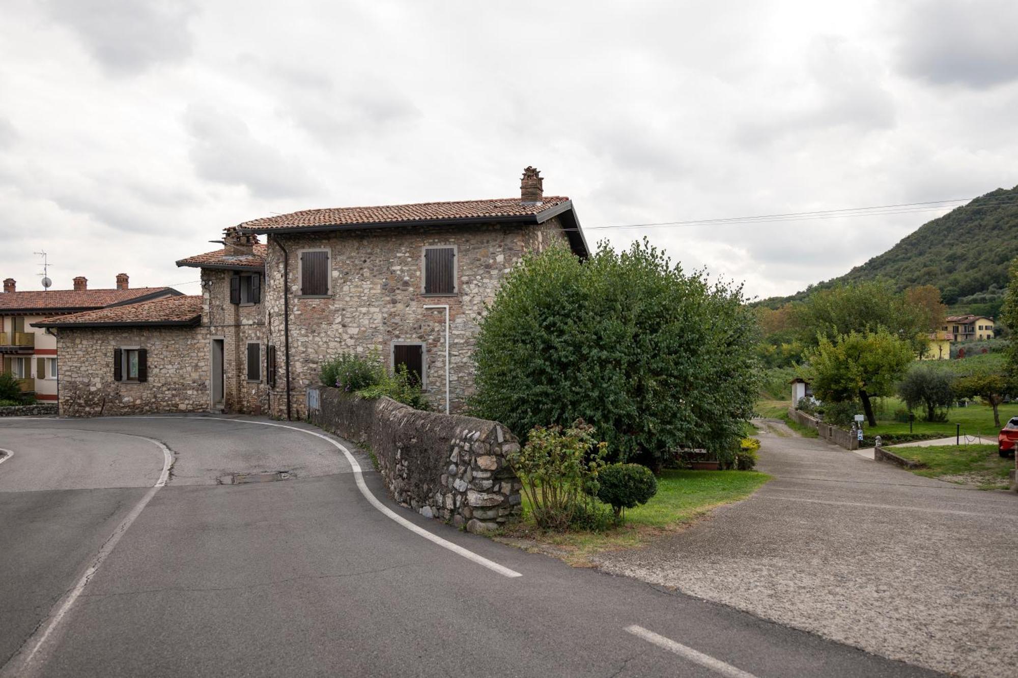 La Terrazza Sulle Vigne B&B Corte Franca Exterior foto